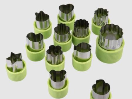 Appetito Fruit & Vegetable Cutters 12 Assorted Shapes - Green For Discount