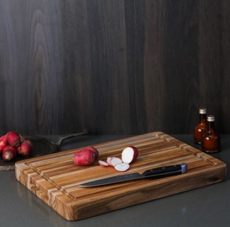 Teakhaus Traditional Cutting Board W  Juice Canal 41x31x3.8cm Supply